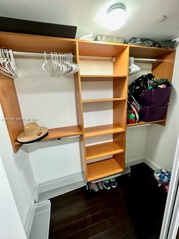 20201 E Country Club Dr 903, Aventura, FL 33180