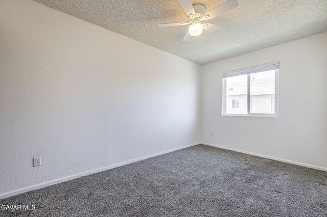 1105 Beechdale Drive Unit A, Palmdale, CA 93551
