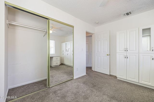 1105 Beechdale Drive Unit A, Palmdale, CA 93551