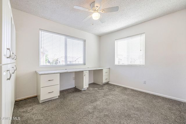 1105 Beechdale Drive Unit A, Palmdale, CA 93551
