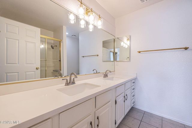 1105 Beechdale Drive Unit A, Palmdale, CA 93551