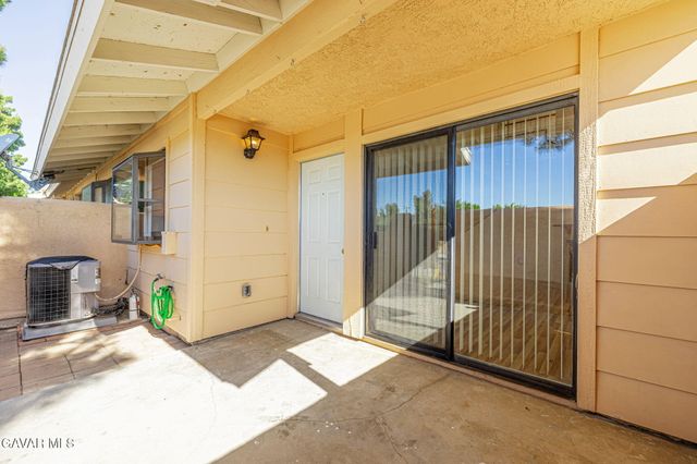 1105 Beechdale Drive Unit A, Palmdale, CA 93551