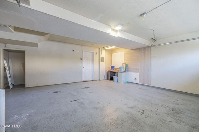 1105 Beechdale Drive Unit A, Palmdale, CA 93551