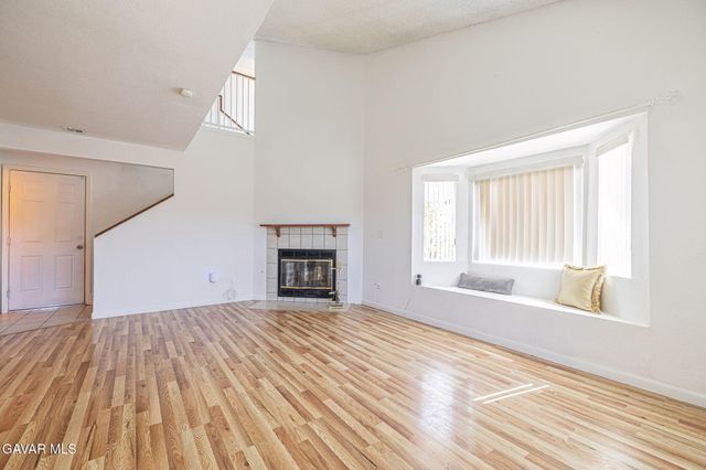 1105 Beechdale Drive Unit A, Palmdale, CA 93551