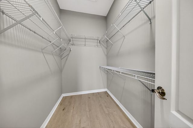 835 NE 17th Way, Fort Lauderdale, FL 33304