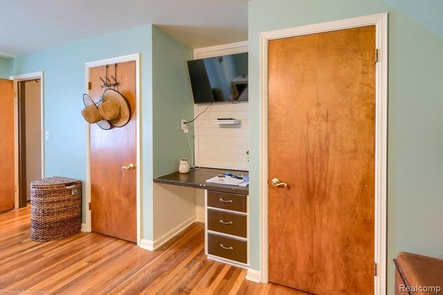 825 N Monroe Street, Lapeer, MI 48446