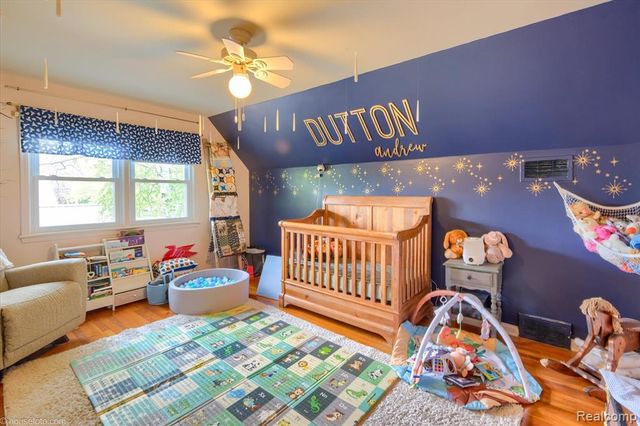 825 N Monroe Street, Lapeer, MI 48446