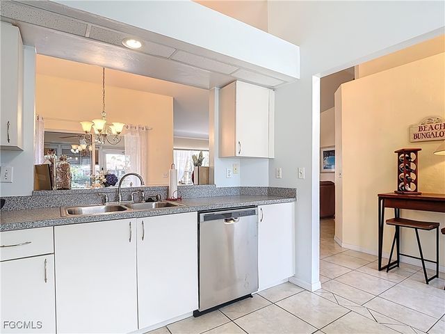 2001 Corona Del Sire DR, North Fort Myers, FL 33917