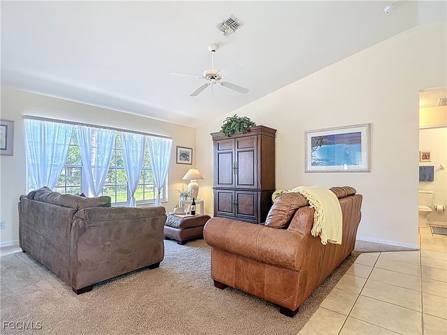 2001 Corona Del Sire DR, North Fort Myers, FL 33917