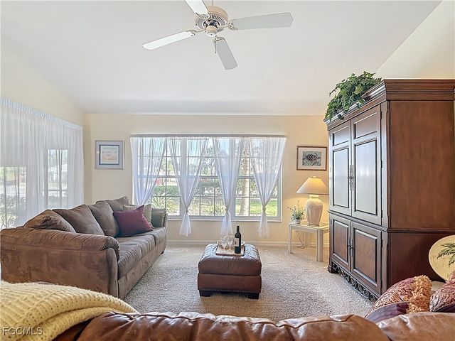 2001 Corona Del Sire DR, North Fort Myers, FL 33917