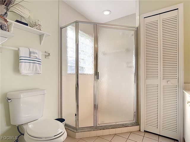2001 Corona Del Sire DR, North Fort Myers, FL 33917