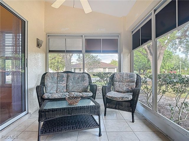 2001 Corona Del Sire DR, North Fort Myers, FL 33917