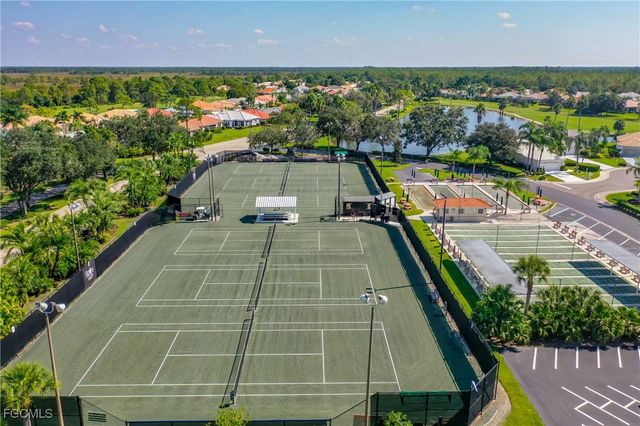 2001 Corona Del Sire DR, North Fort Myers, FL 33917