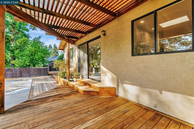 61 Alberta Ter, Walnut Creek, CA 94596