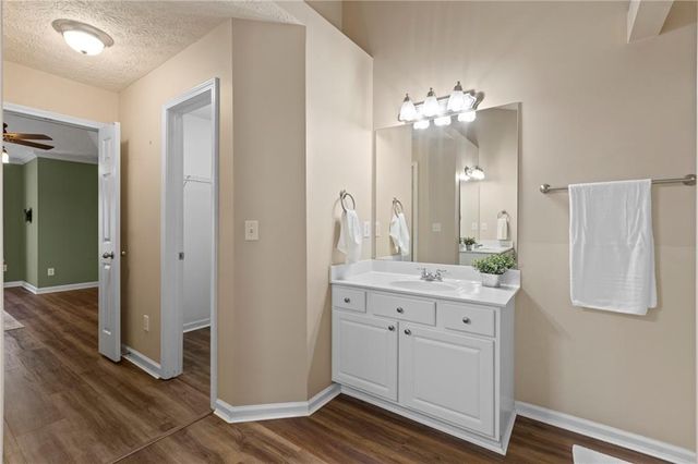 4458 High Gate Drive NW, Acworth, GA 30101