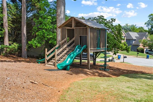 4458 High Gate Drive NW, Acworth, GA 30101