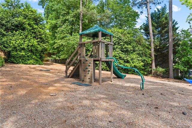 4458 High Gate Drive NW, Acworth, GA 30101