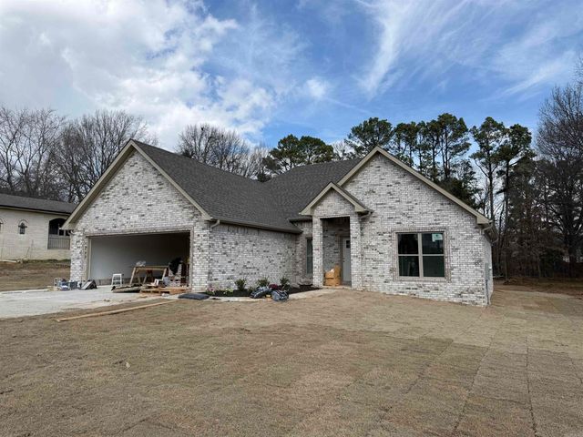 2011 Wildrose, Paragould, AR 72450