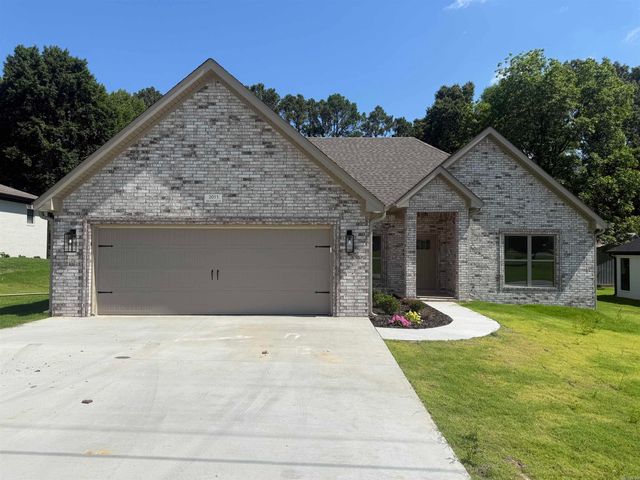 2011 Wildrose, Paragould, AR 72450