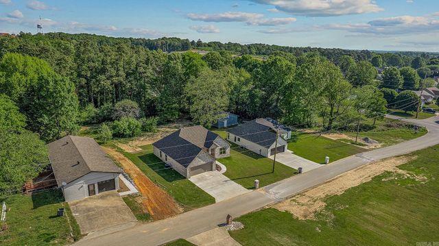 2011 Wildrose, Paragould, AR 72450