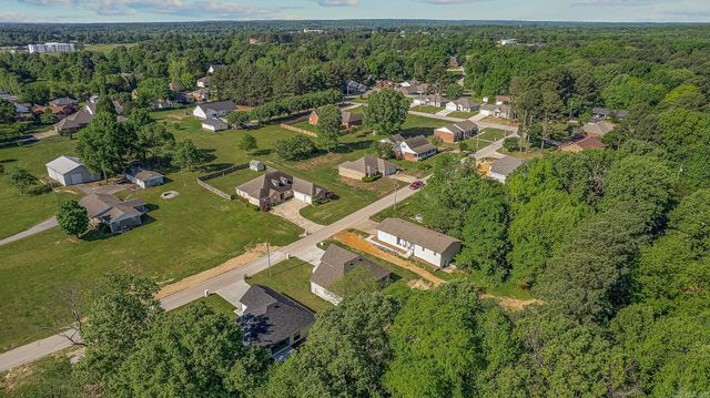 2011 Wildrose, Paragould, AR 72450