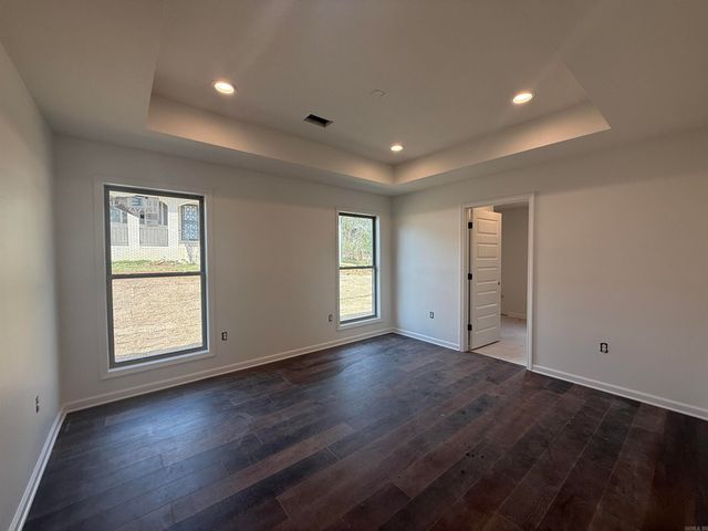 2011 Wildrose, Paragould, AR 72450