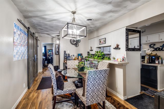 11315-11317 Lochwood Boulevard, Dallas, TX 75218