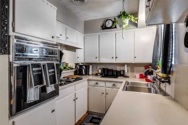 11315-11317 Lochwood Boulevard, Dallas, TX 75218