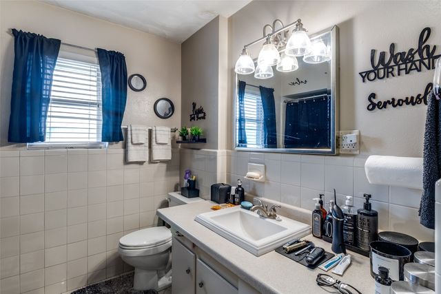 11315-11317 Lochwood Boulevard, Dallas, TX 75218