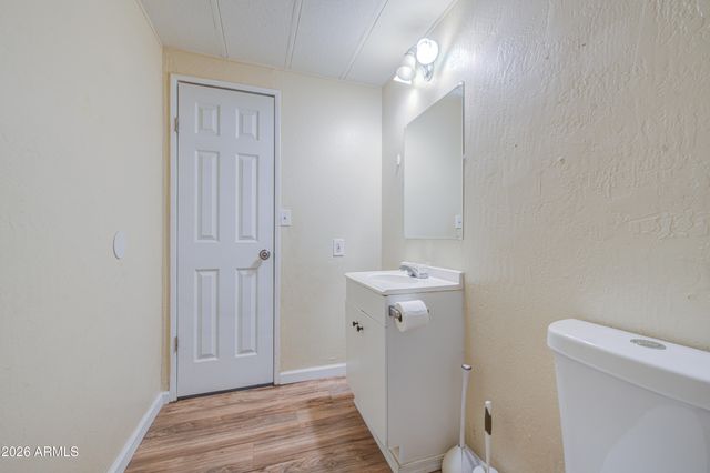 1770 N VALLEY Drive 18, Apache Junction, AZ 85120