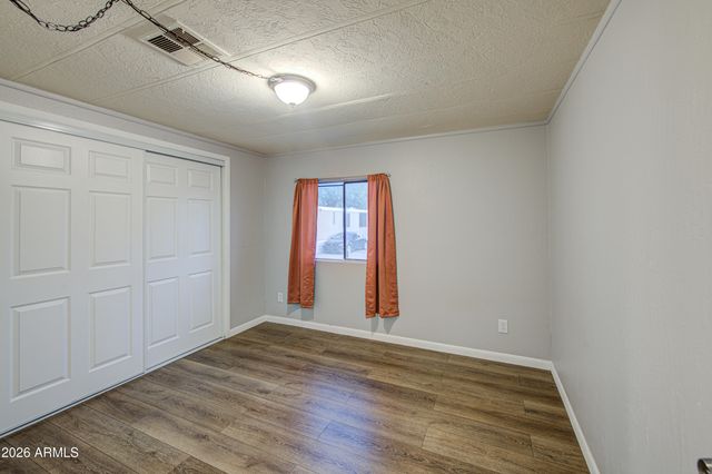 1770 N VALLEY Drive 18, Apache Junction, AZ 85120