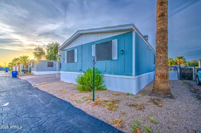 1770 N VALLEY Drive 18, Apache Junction, AZ 85120