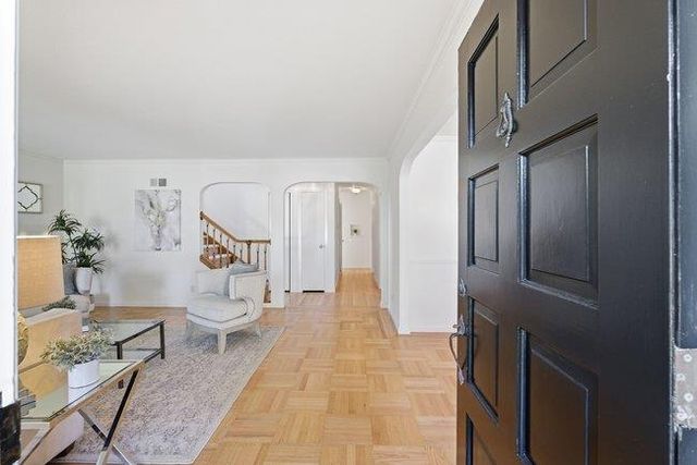 1244 Dewey Street, Redwood City, CA 94061