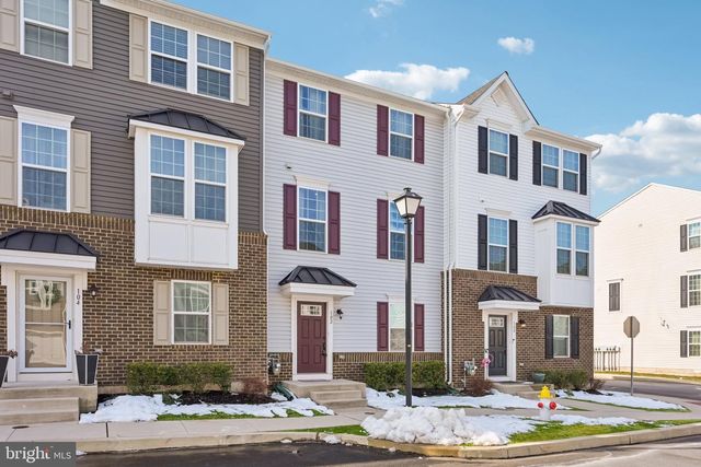 102 ALMOND DR, Lansdale, PA 19446