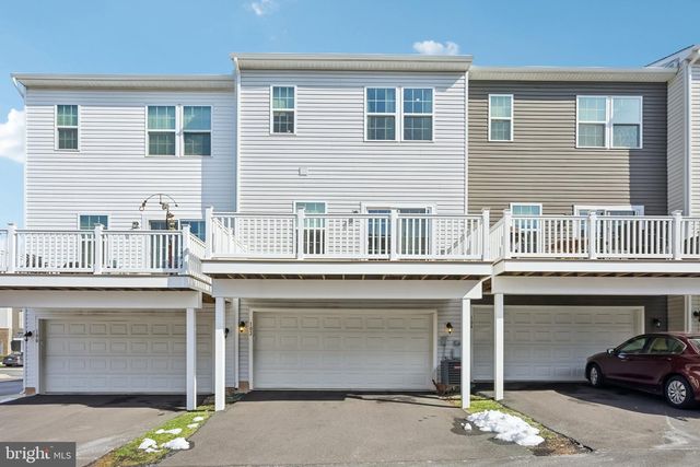 102 ALMOND DR, Lansdale, PA 19446