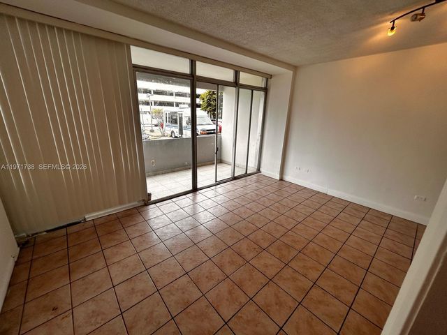 7545 E Treasure Dr 1A, North Bay Village, FL 33141