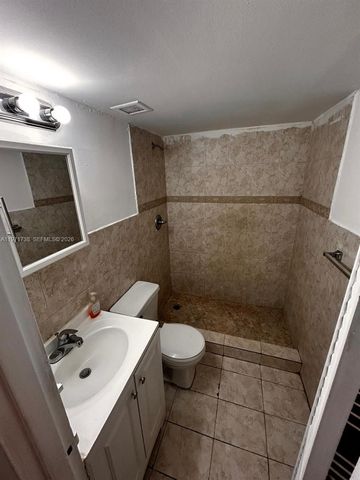 7545 E Treasure Dr 1A, North Bay Village, FL 33141