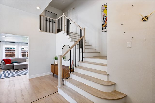 534 Post Oak Road, Grapevine, TX 76051