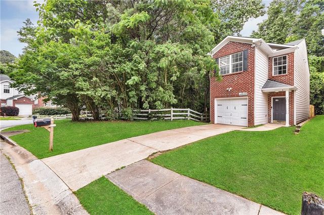 2849 Windsor Forrest Court, Atlanta, GA 30349