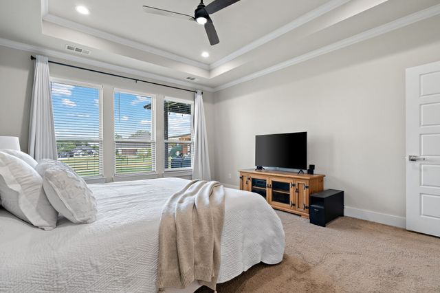 108 Creek Forest Road, Reno, TX 76020