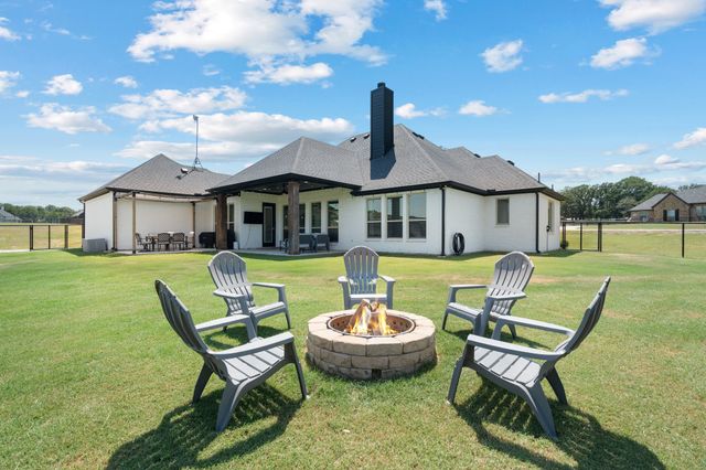 108 Creek Forest Road, Reno, TX 76020