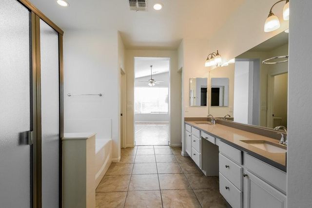 6427 W Silver Sage Lane, Phoenix, AZ 85083