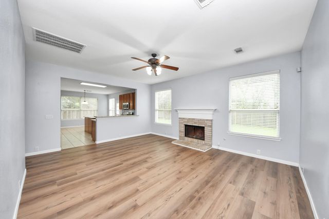 9002 Sundown Drive, Pearland, TX 77584