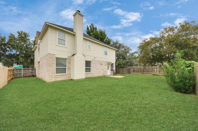 9002 Sundown Drive, Pearland, TX 77584