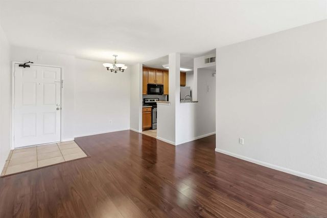 7150 Shoreline Dr 3101, San Diego, CA 92122