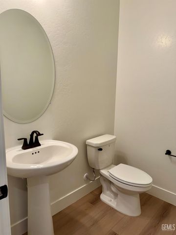14711 Lower Parkshire Street, Bakersfield, CA 93311