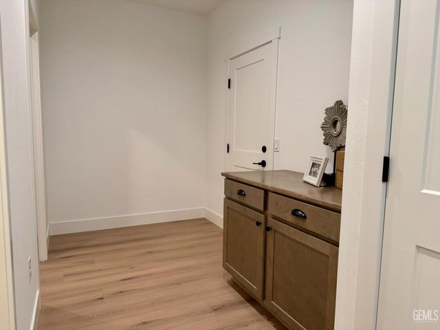 14711 Lower Parkshire Street, Bakersfield, CA 93311