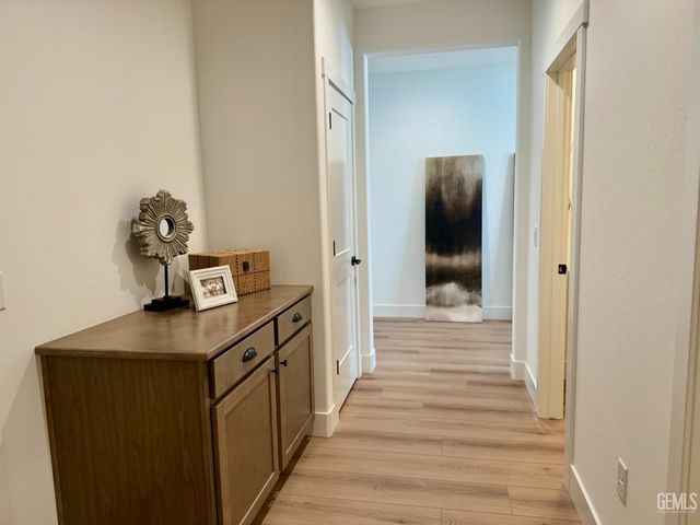 14711 Lower Parkshire Street, Bakersfield, CA 93311