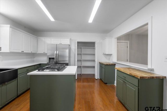 627 W 2nd St., Tyler, TX 75701