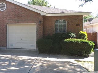 7043 TOURANT RD, San Antonio, TX 78240